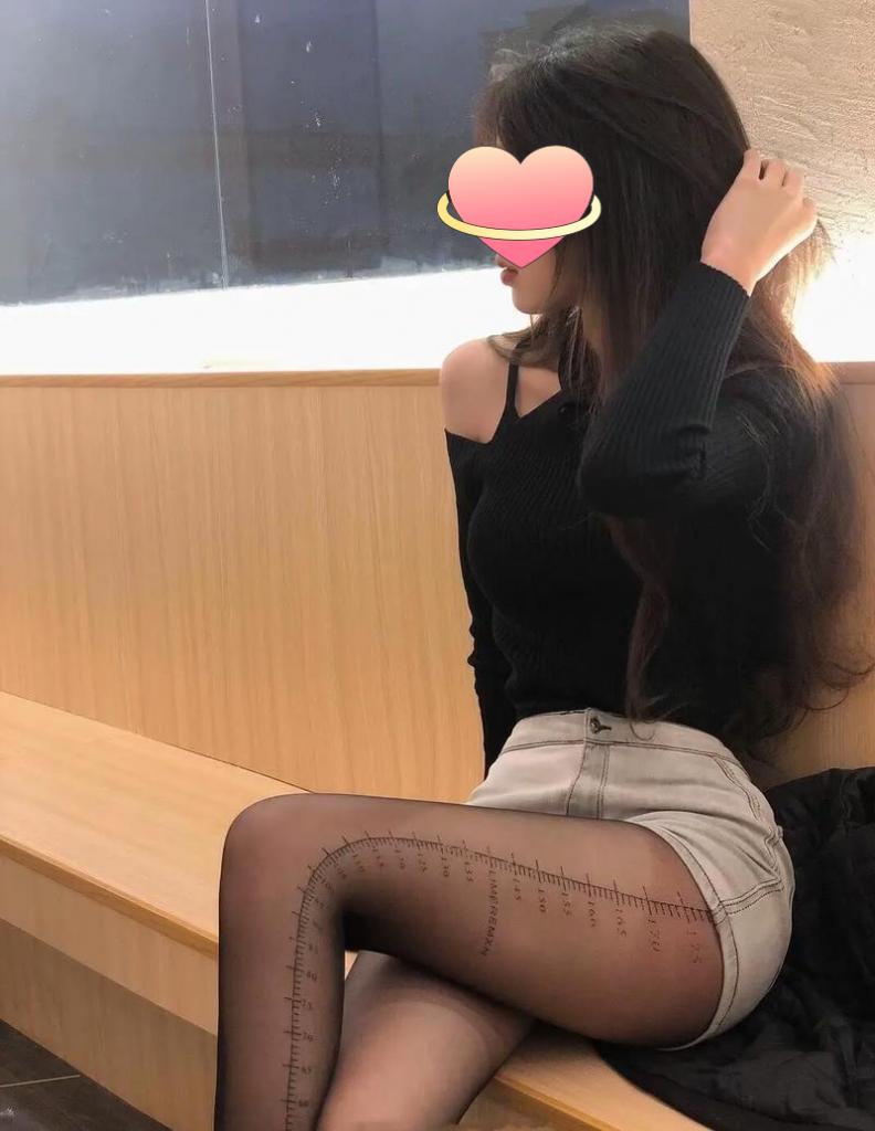 612428361: Chica busca chico en Barcelona