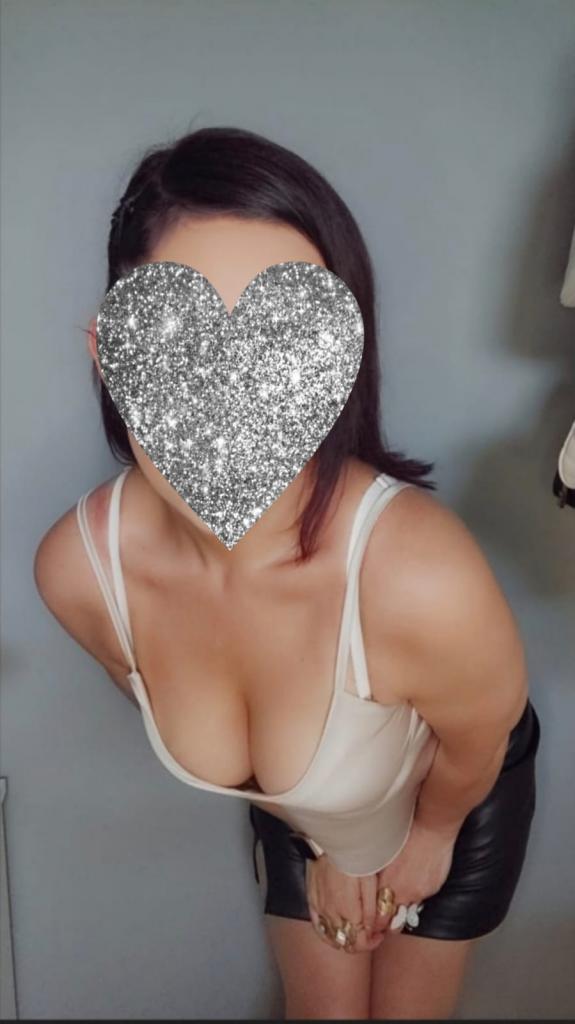 612526609: Chica busca chico en Madrid