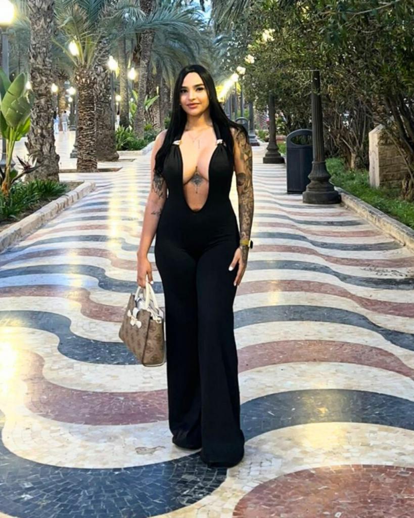 Chica busca chico en Mallorca: 