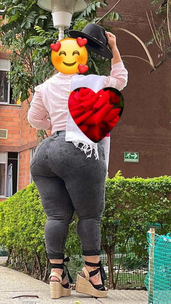 624879687: Chica busca chico en Málaga