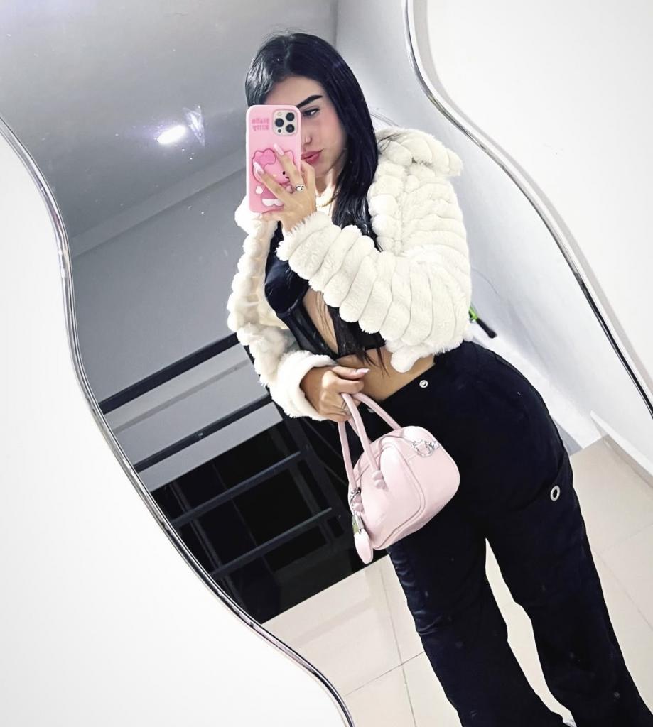 Chica busca chico en Tenerife: 