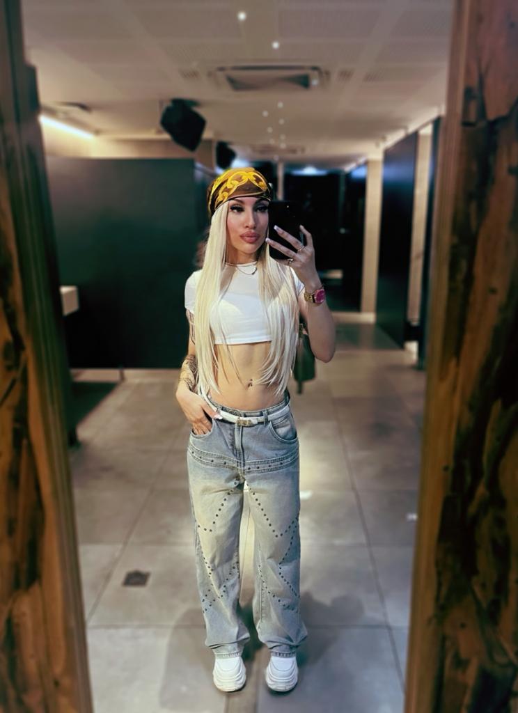 610196647: Travesti en Valencia