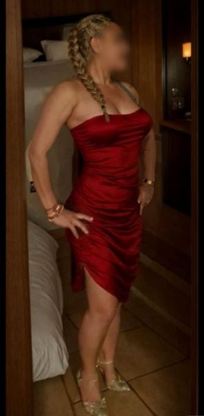 Chica busca chico en Almería: 