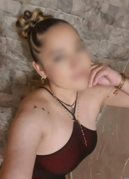 Chica busca chico en Almería: 
