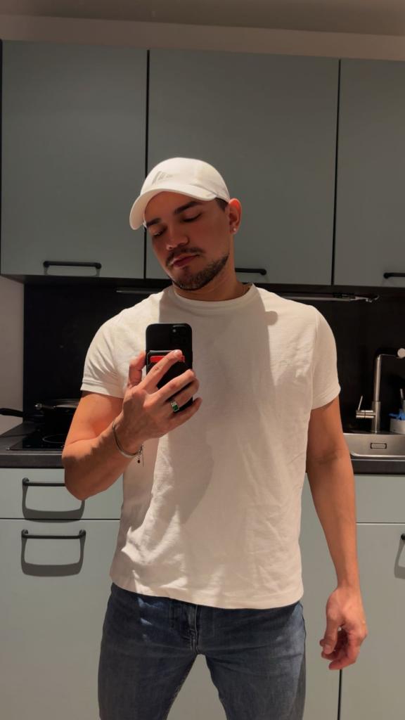 Chico busca chica en Madrid: 