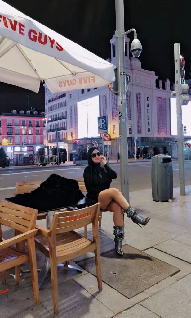 634069938: Chica busca chico en Badajoz