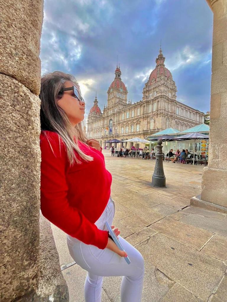 685225753: Chica busca chico en Málaga