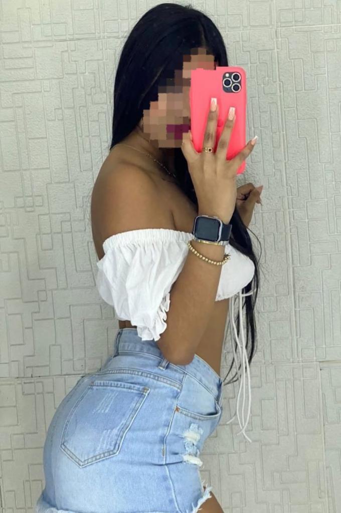 672133213: Chica busca chico en Sevilla