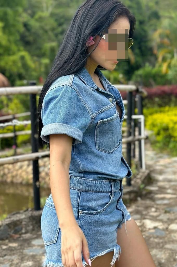 Chica busca chico en La Coruña: 