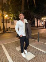 679034217: Chico busca chica en Málaga