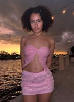 675594313: Chica busca chico en Cantabria