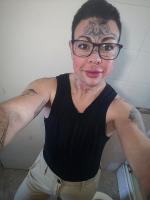 610166989: Chica busca chico en Sevilla