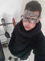 610166989: Chica busca chico en Sevilla