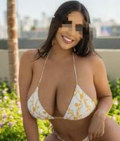 677354462: Chica busca chico en Ibiza