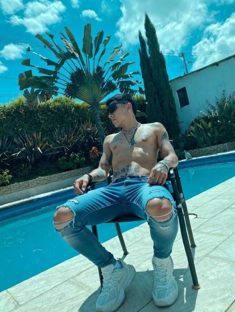 Chico busca chica en Tarragona: 