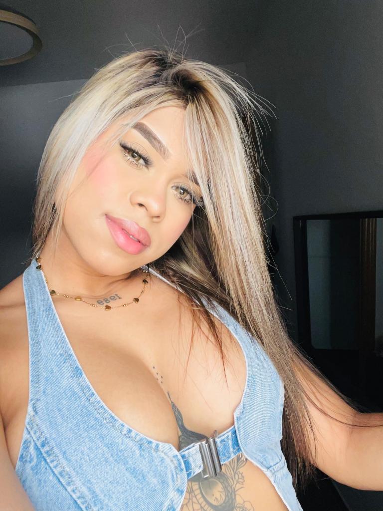 618387159: Chica busca chico en Madrid