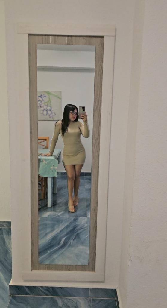 Chica busca chico en Ibiza: 