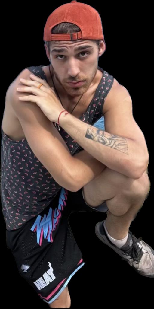 611834174: Chico busca chica en Tarragona