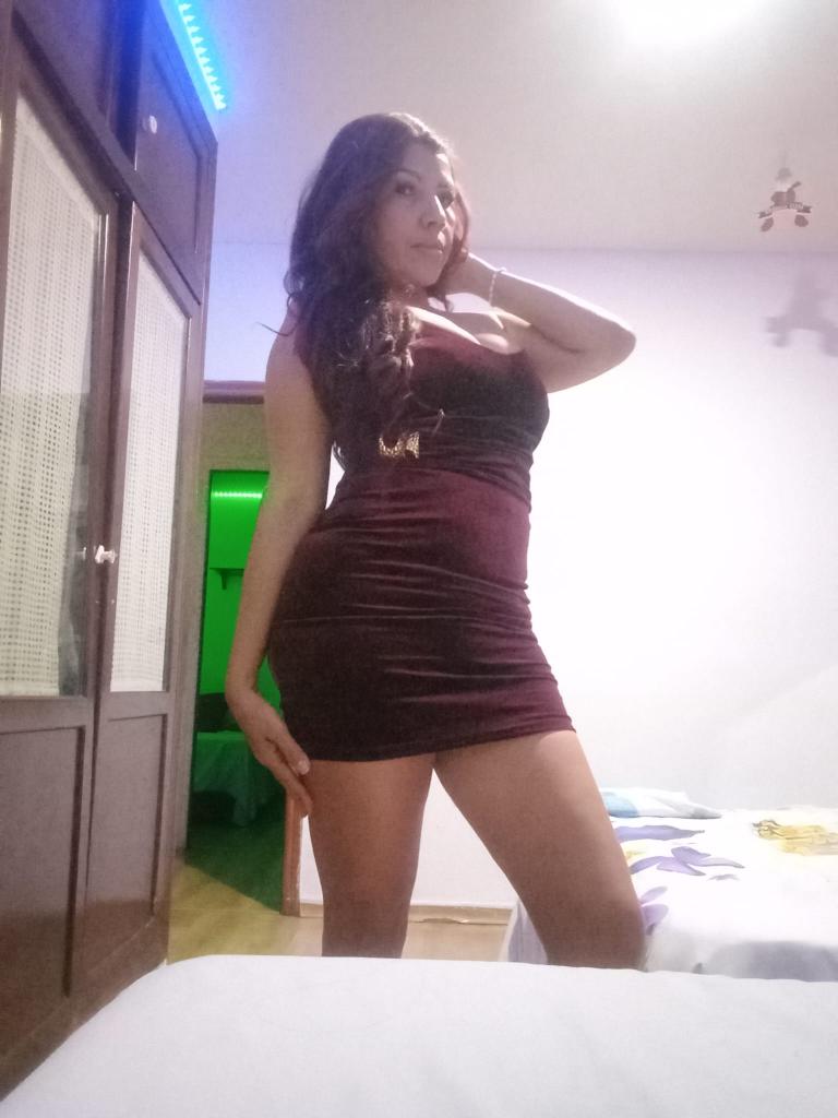 Chica busca chico en Huelva: 