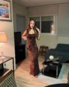 631343893: Chica busca chico en Alicante