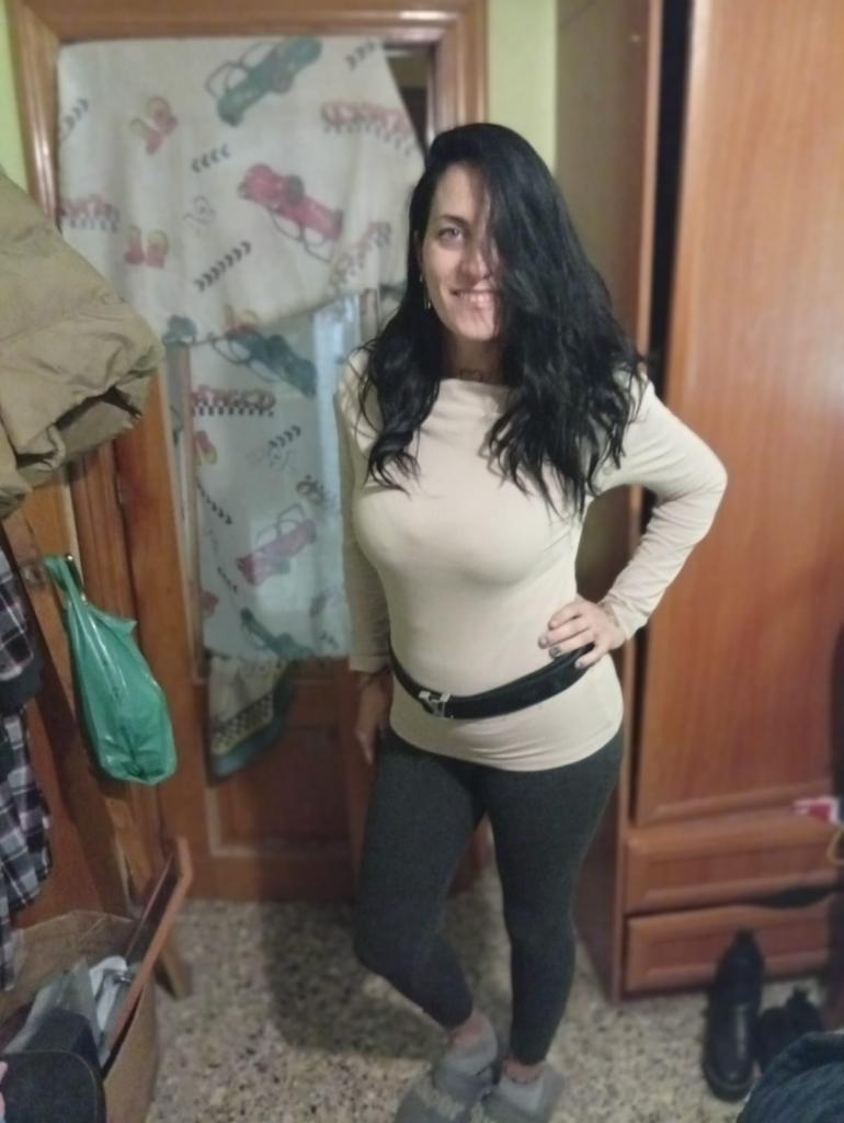 687713392: Chico busca chica en Almería