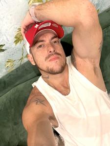 Chico busca chica en Las Palmas: 