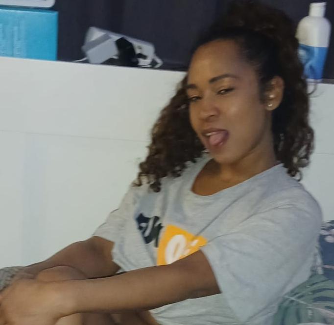 Chica busca chico en Barcelona: Chica busca chico