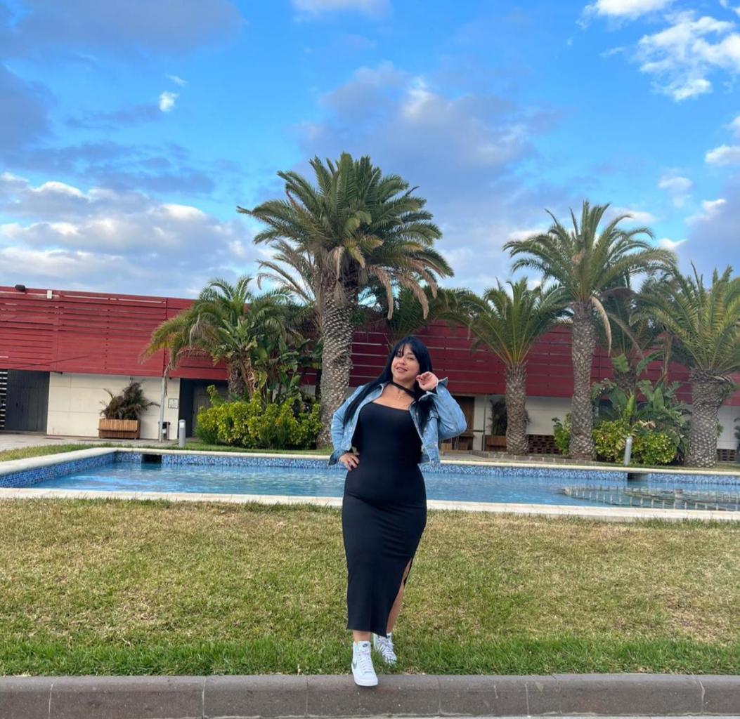 Chica busca chico en Tenerife: 