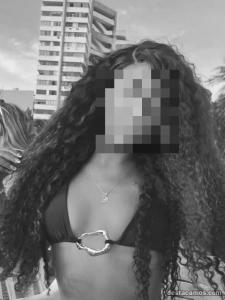 603746211: Chica busca chico en Cádiz
