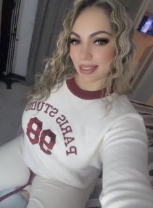 643842518: Chica busca chico en Sevilla