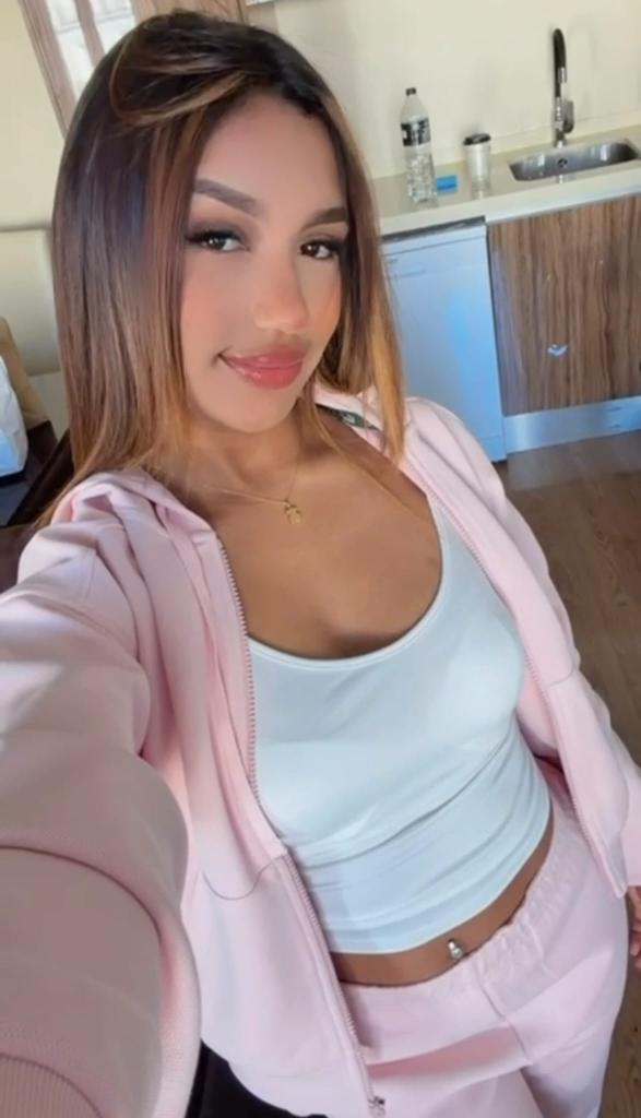 Chica busca chico en Barcelona: 