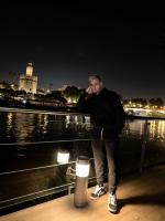 641628842: Chico busca chica en Málaga