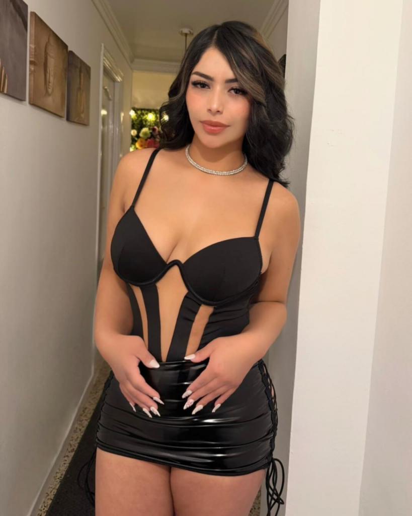 611296945: Chica busca chico en Mallorca