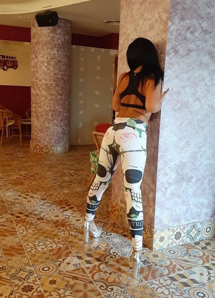 Chica busca chico en Cádiz: 