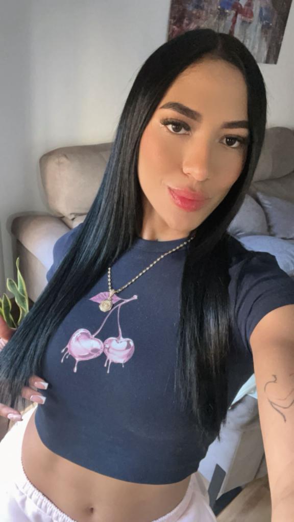 Chica busca chico en Almería: 