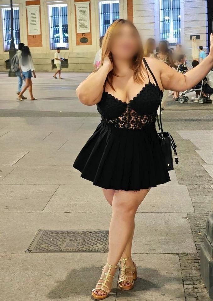 Chica busca chico en Cádiz: 