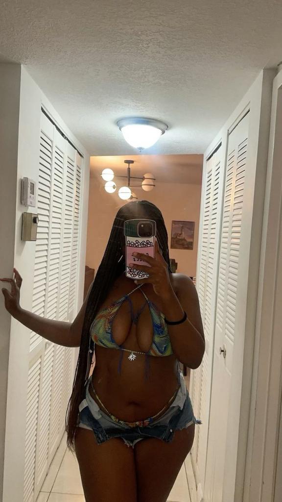 Chica busca chico en Mallorca: 