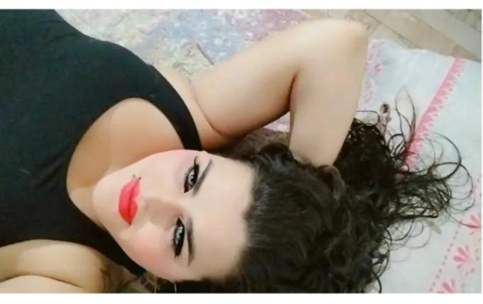 613533463: Travesti en Barcelona