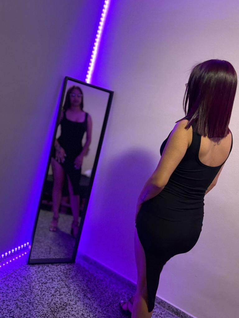 Chica busca chico en Valencia: Chica busca chico