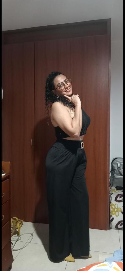 643138468: Chica busca chico en Madrid