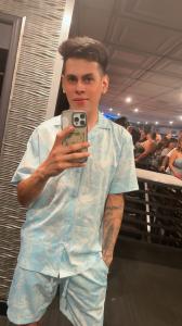 612289459: Chico busca chica en Almería