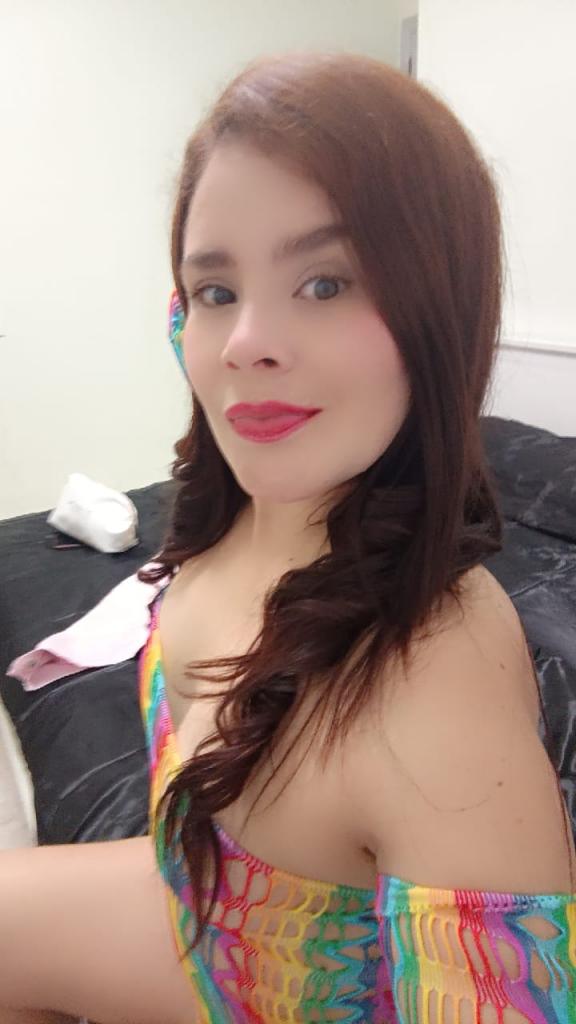 613772354: Chica busca chico en Alicante