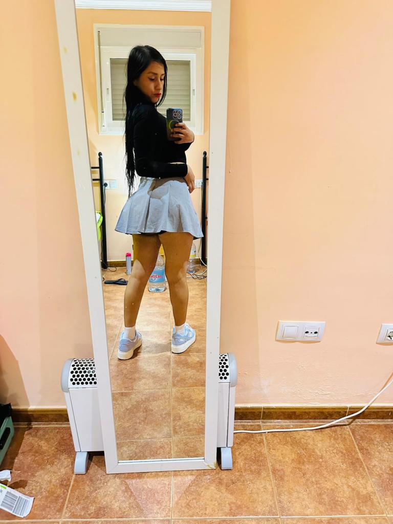 Chica busca chico en Tenerife: 