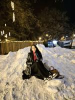 647315397: Chica busca chico en Madrid