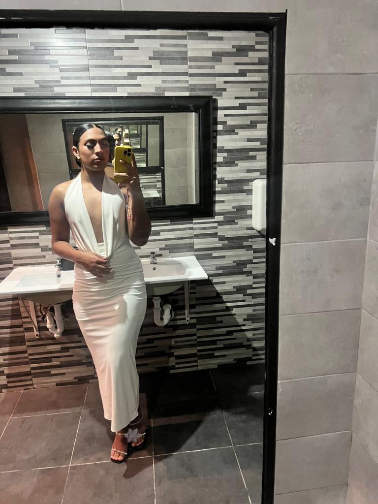 633149929: Transexual en Valencia