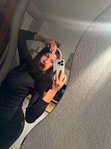 666338458: Chica busca chico en Murcia