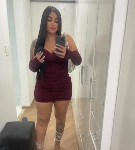 662561699: Chica busca chico en Sevilla