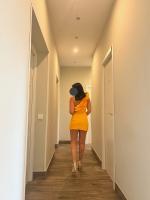 672937253: Chica busca chico en Madrid