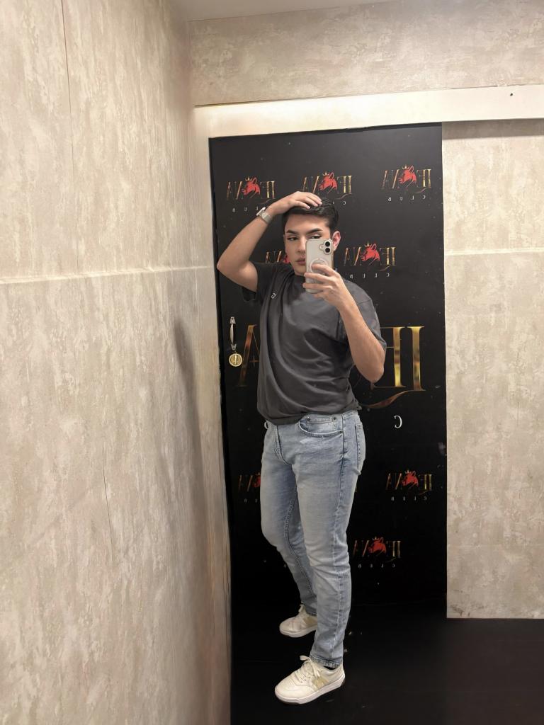 678125590: Chico busca chica en Madrid