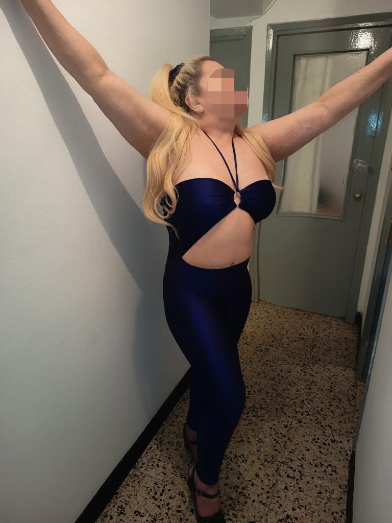 642856312: Chica busca chico en La Coruña